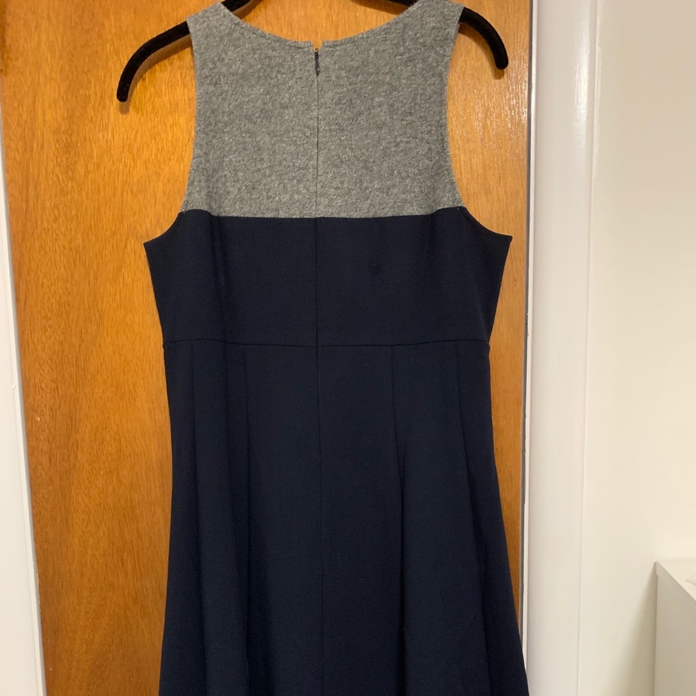 LOFT Sleevless Dress